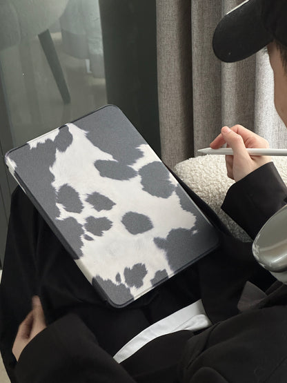 Cow Pattern iPad Case with Pen Holder/iPad Cover for iPad 10 Gen(10.9 inch)/iPad Pro/Air/Mini